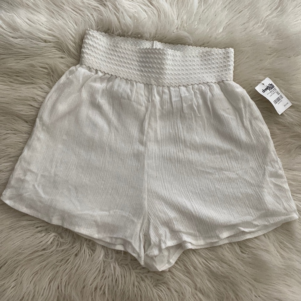 🐻‍❄️ WHITE CHIFFON SUMMER SHORTS 💨